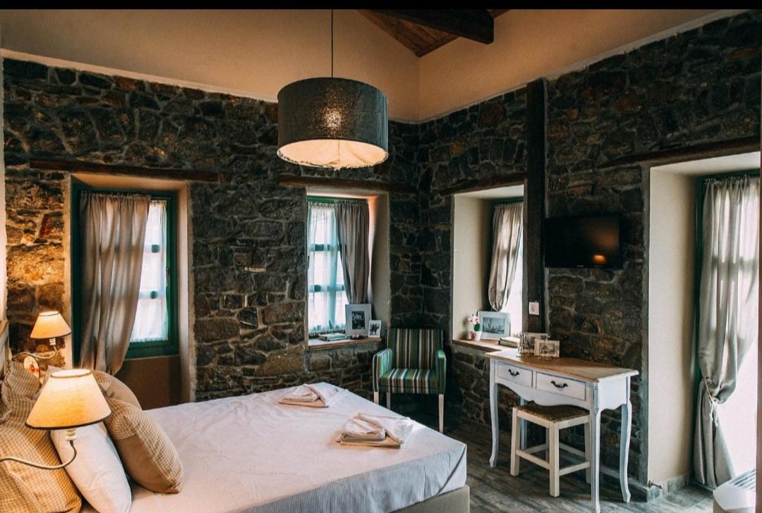 Axiokersa Suites Szamothráki Kültér fotó