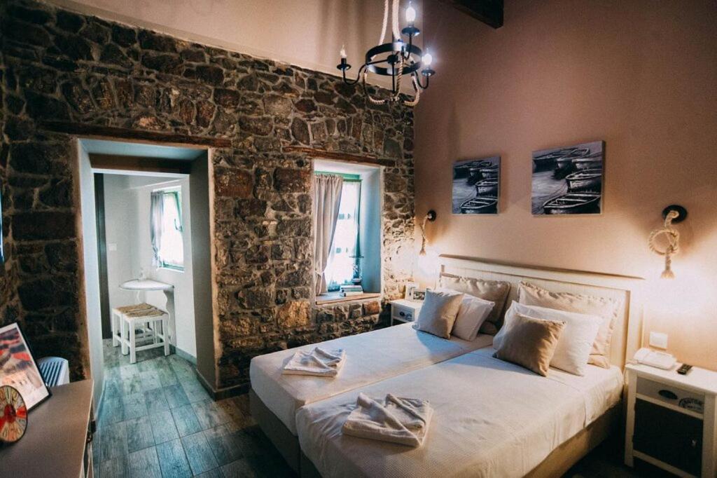 Axiokersa Suites Szamothráki Kültér fotó